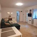 Apartment Asja Old City Center